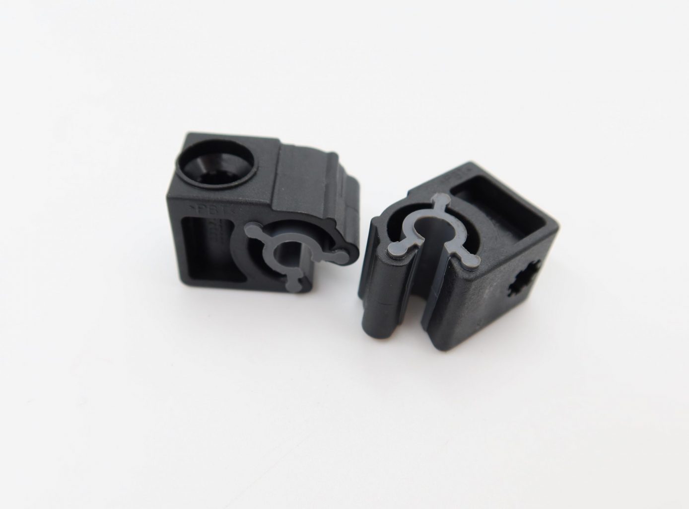 Brake Pipe Clip - 34301165382 - Hack Engineering
