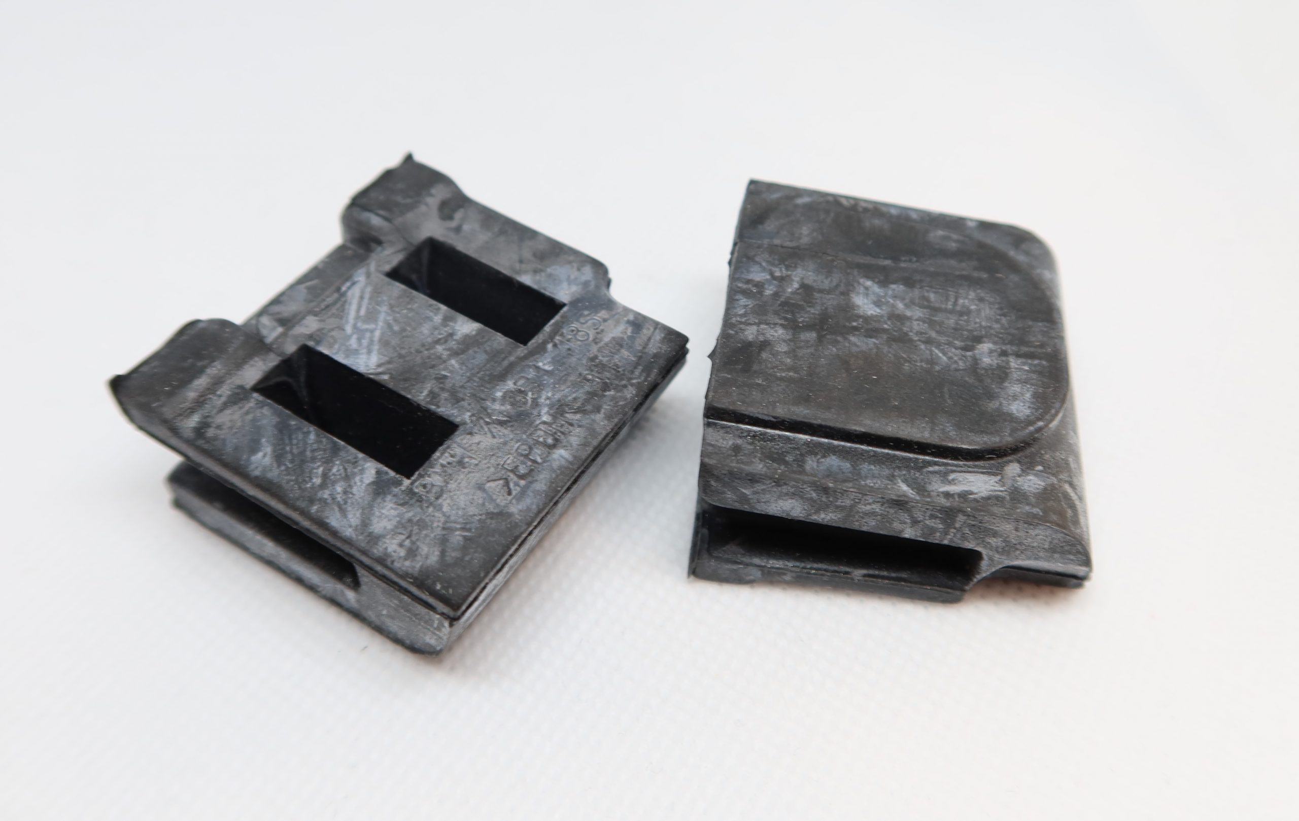 Ignition Coil Cover Grommet 12517831185 Hack Engineering