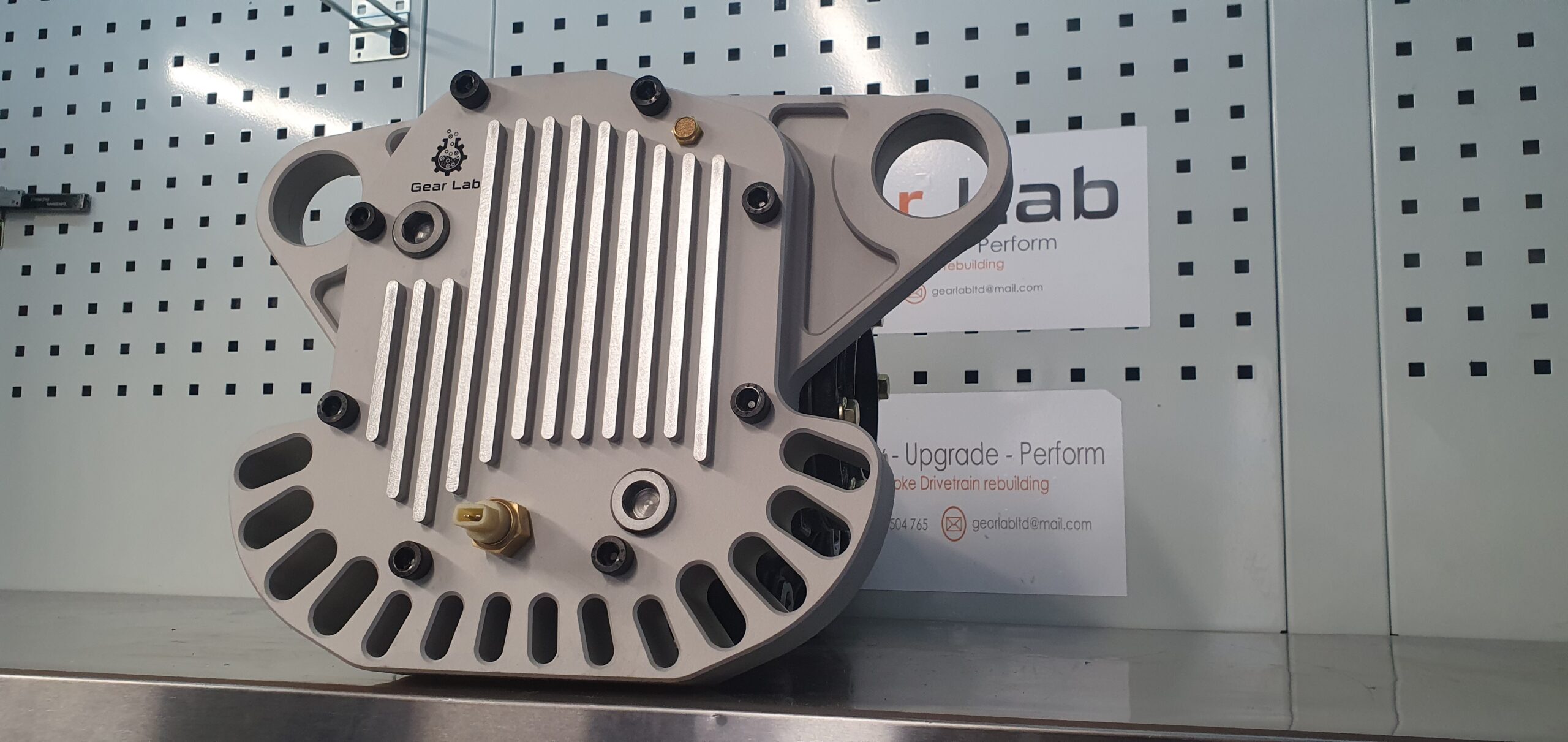 Gearlab Billet Differential Cover (E46 M3) Hack Engineering