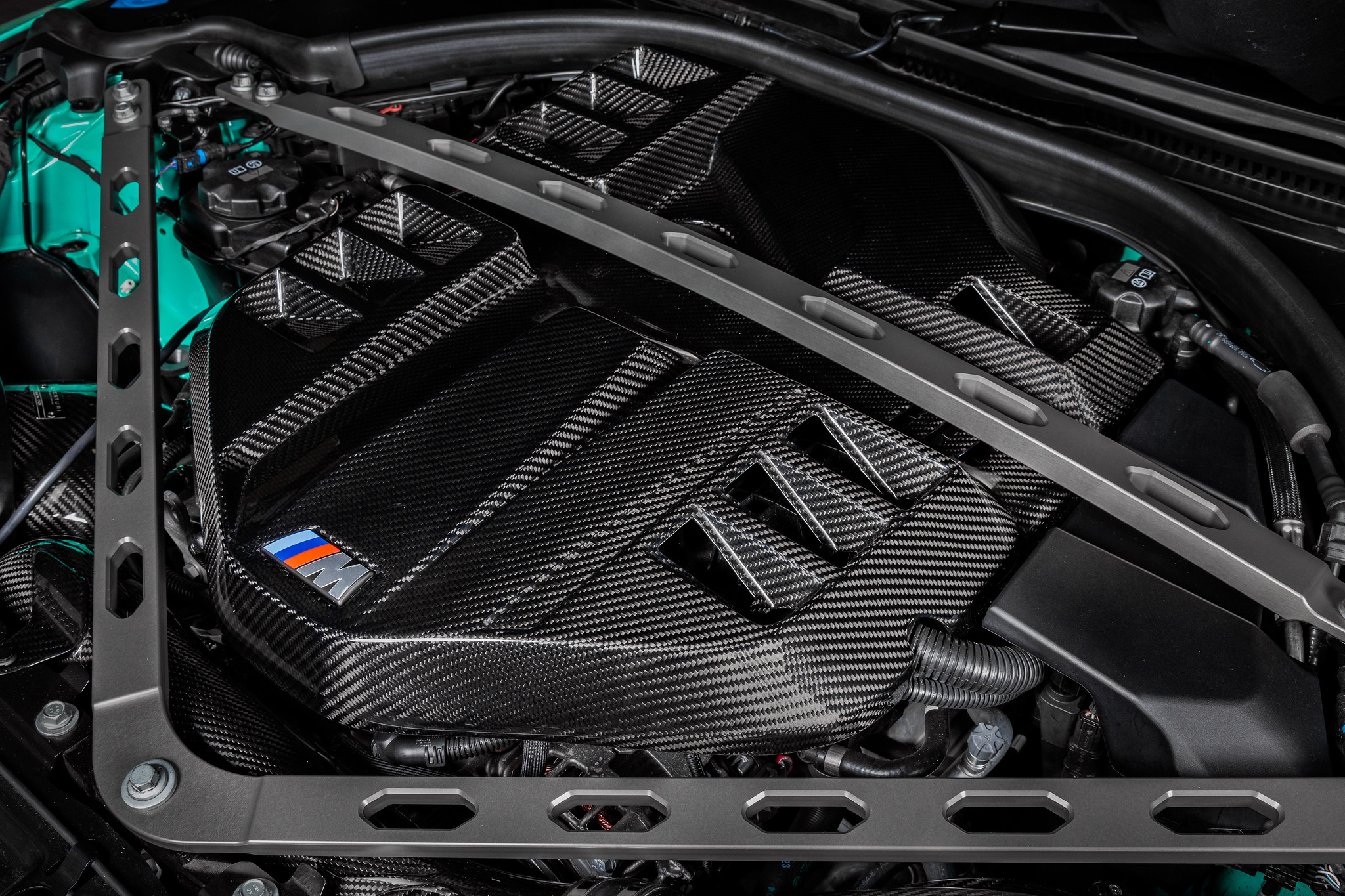 Eventuri Carbon Fibre Engine Cover (G8X M3/M4) - Hack Engineering