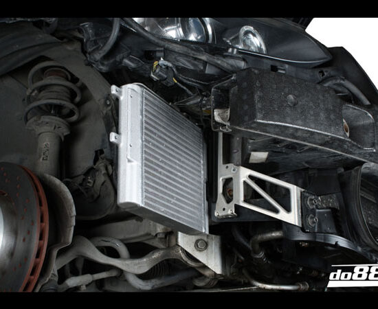 D088 Performance Aluminium Radiator for E9X M3.