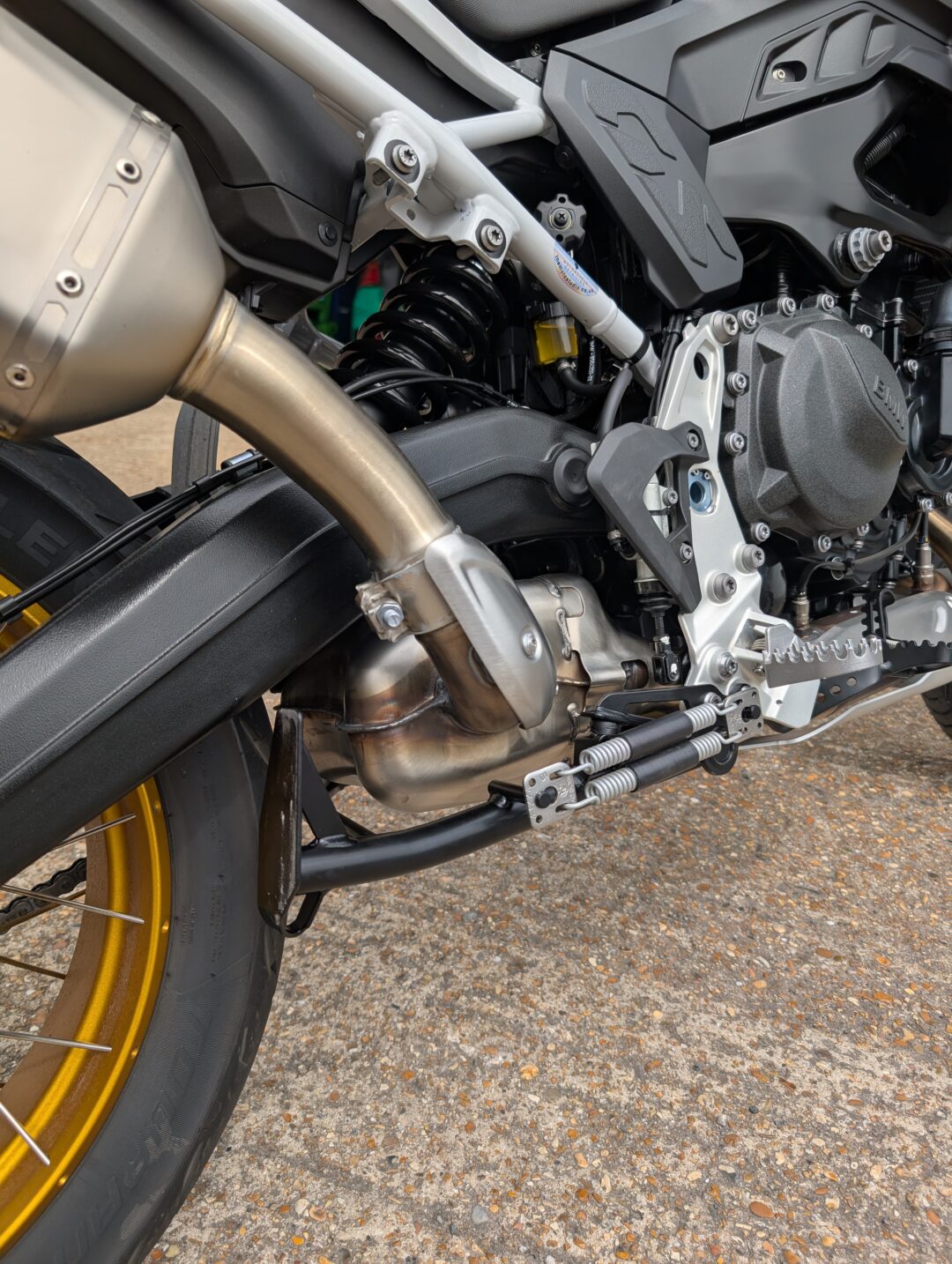 Centre Stand Retrofit Kit (F900GS)