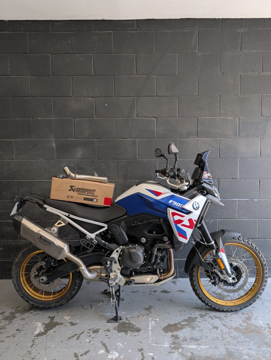 Akrapovič Optional Link Pipe (F800GS/F900GS/F900GSA 2024-)