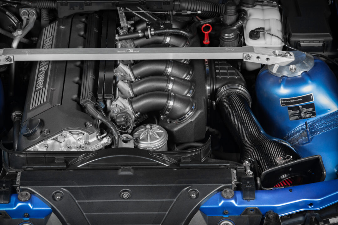 Eventuri Carbon Fibre Intake System for E36 M3.
