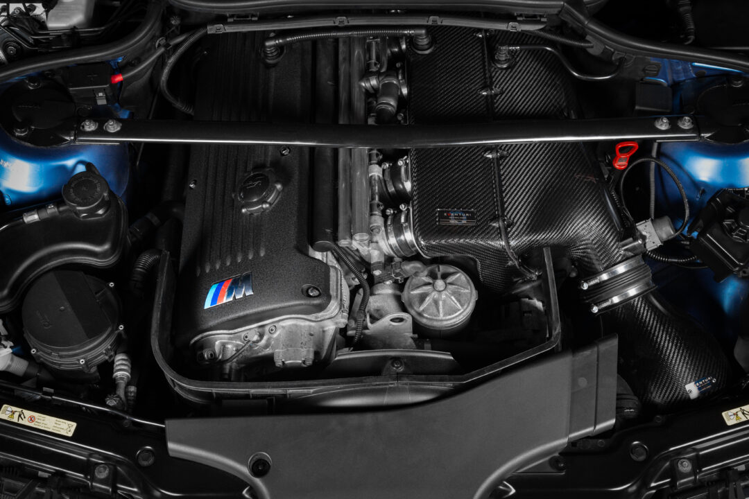 Eventuri Carbon Fibre Hybrid Airbox for E46 M3.