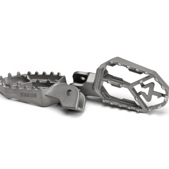 Akrapovič Titanium Adventure Footpeg Set (R1300GS/GSA)