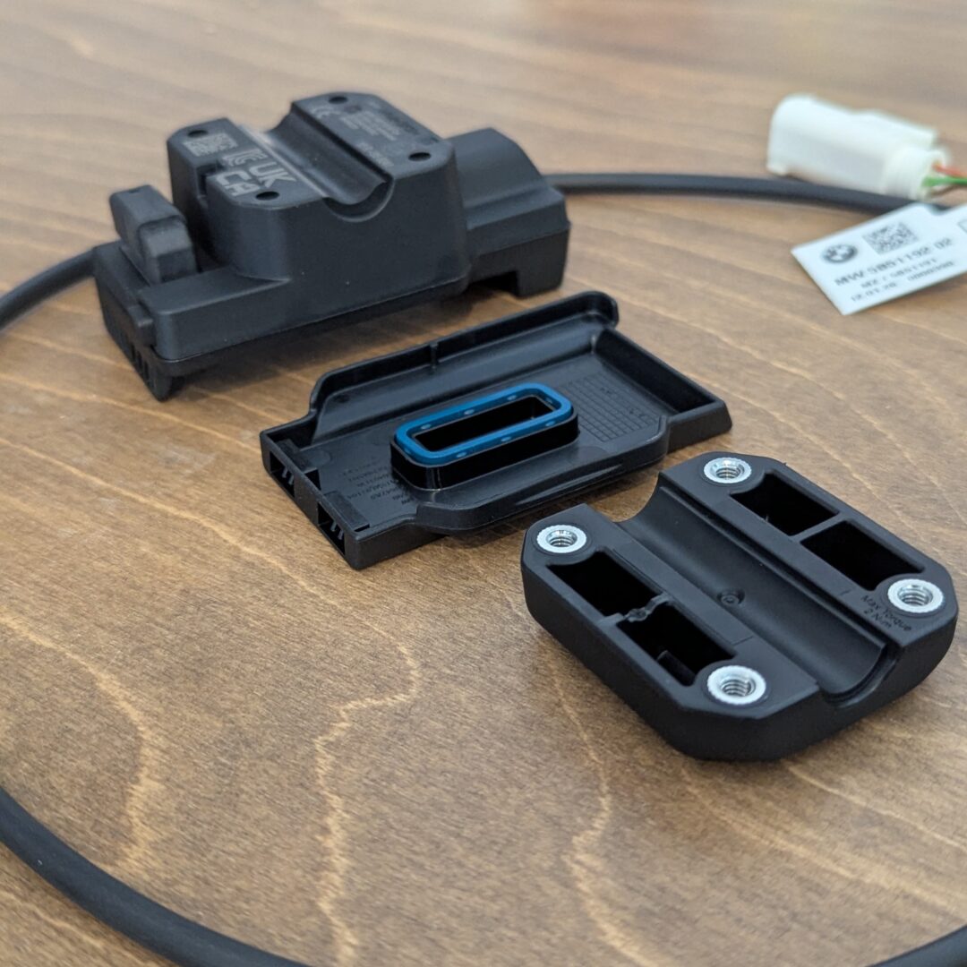 Genuine BMW Updated Nav Mount Kit for F900GS.